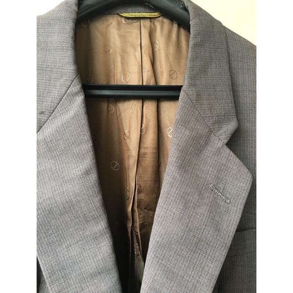 CHRISTIAN DIOR SUIT JACKET - Picture 2 of 5